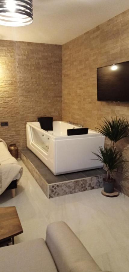 Estudio Jacuzzi Sol De Jerez Jerez de la Frontera Exterior foto