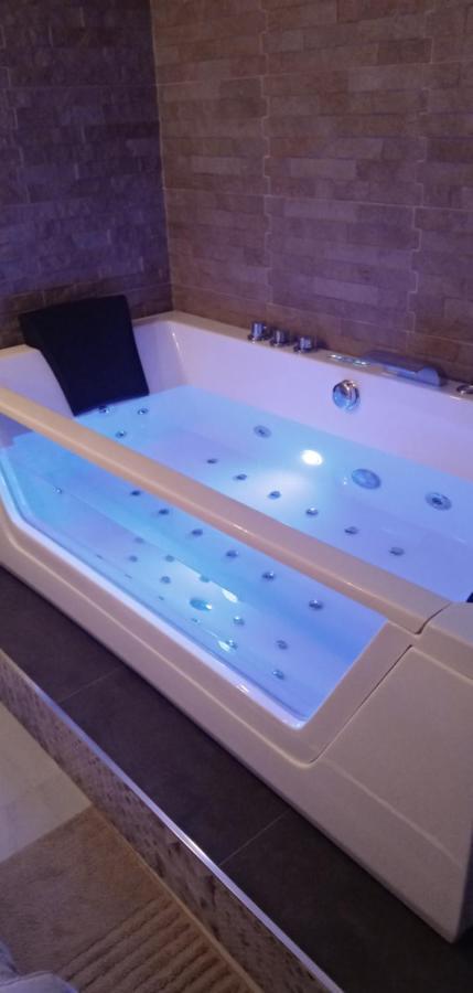 Estudio Jacuzzi Sol De Jerez Jerez de la Frontera Exterior foto